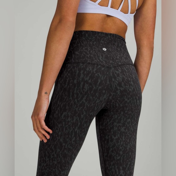 Lululemon Align High-Rise Pant 25” - Leopard Camo Deep Coal Multi - Size 6 yoga - Picture 2 of 7